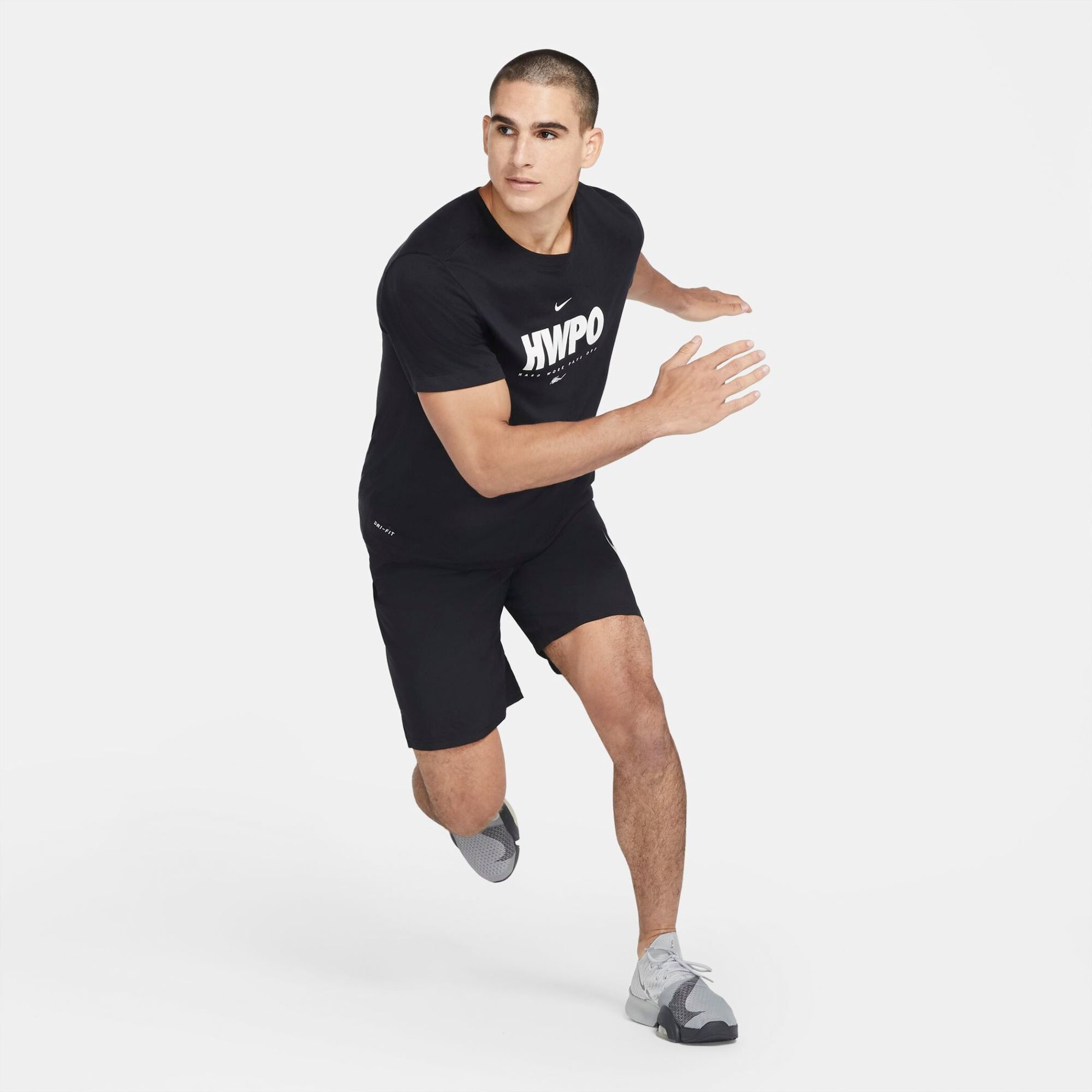 M NK DFC TEE MF HWPO 010 BLACK 
